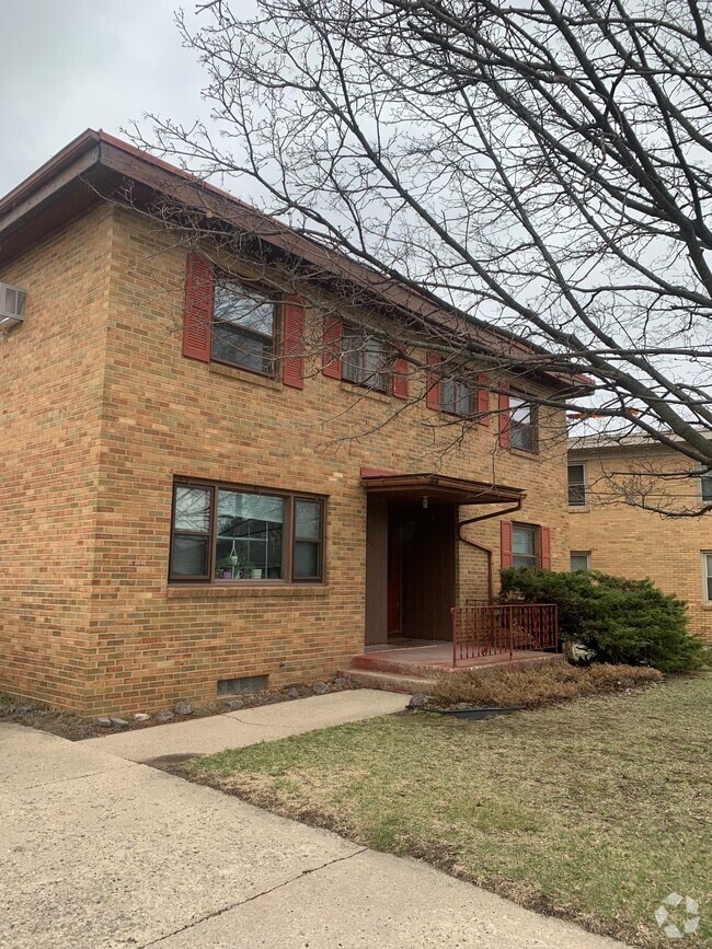 Building Photo - 1005 S Brooks St Unit 3 Rental