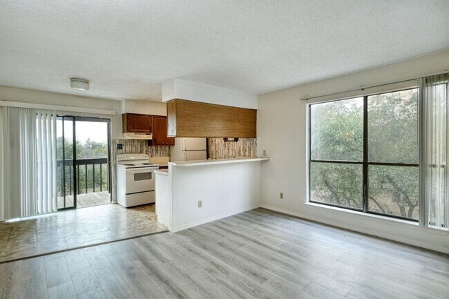 Photo - 502 Willow St Unidad 4