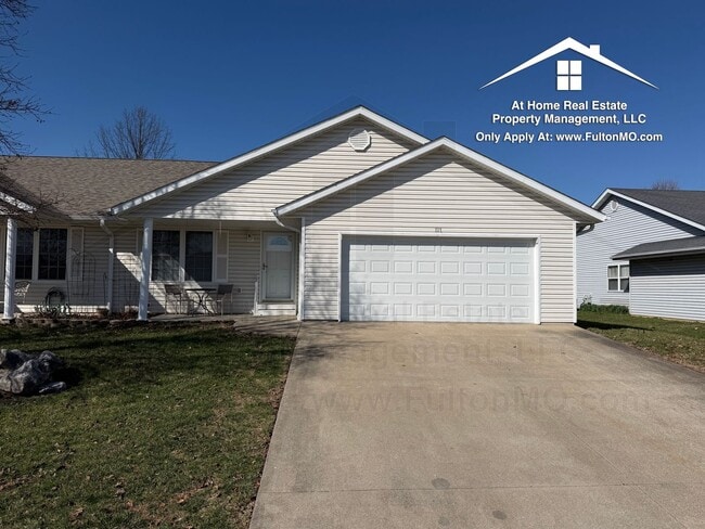 Building Photo - 1117-1119 Ashton Circle East Unit 1117 Ashton Circle East