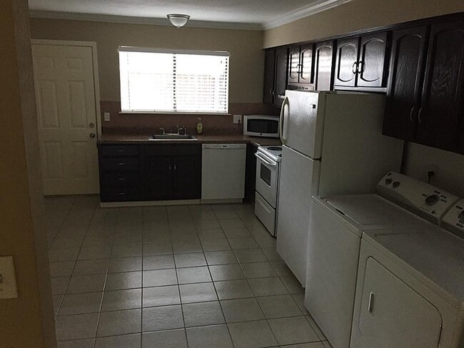 Photo - 6401 Deihl Rd Unit 204