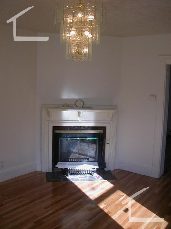 Photo - 31 Seattle St Unit 2