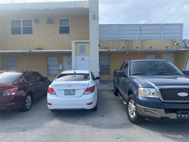 Photo - 149 Bentley Dr Unit 151