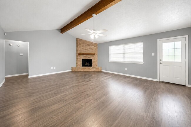 Photo - 1707 Stone Lake Dr