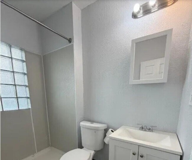 Photo - 3294 E 146th St Unit 3294 E 146th Street - Upper Level