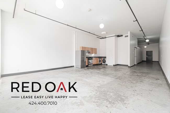 Building Photo - 620 Main St Unit 201