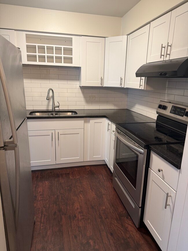 Photo - 10727 Green Meadows Dr