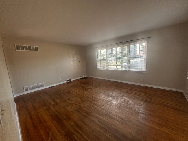 Photo - 2 BEDROOM | 1 BATH | WEST