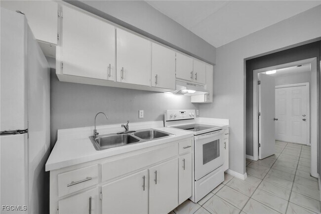 Photo - 15 SE 24th Ave Unit C