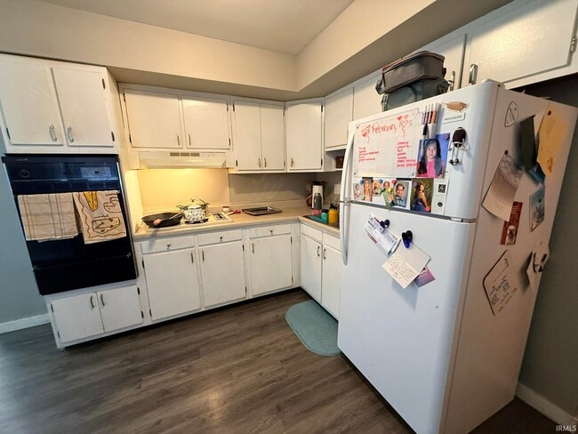 Photo - 640 S Curry Pike