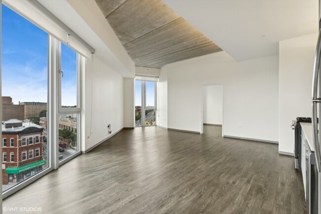 Photo - 1920 N Milwaukee Ave