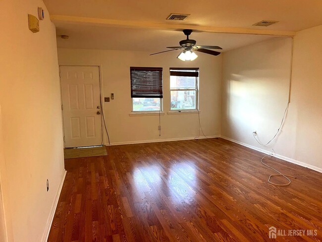 Photo - 150 Lowell St