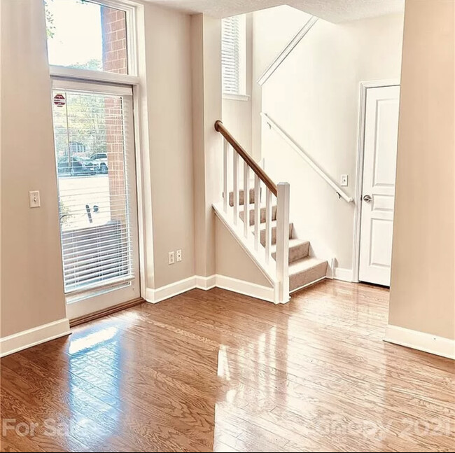 Downstairs - 1320 Fillmore Ave Unidad Dilworth Commy Rental