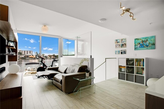 Photo - 400 Sunny Isles Blvd Unidad 116