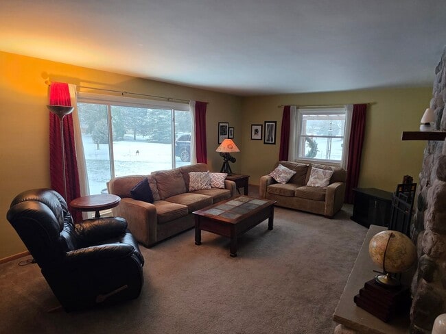 Photo - Furnished Mid-term Rental