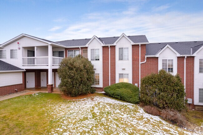 Photo - Lexington Village Apartments