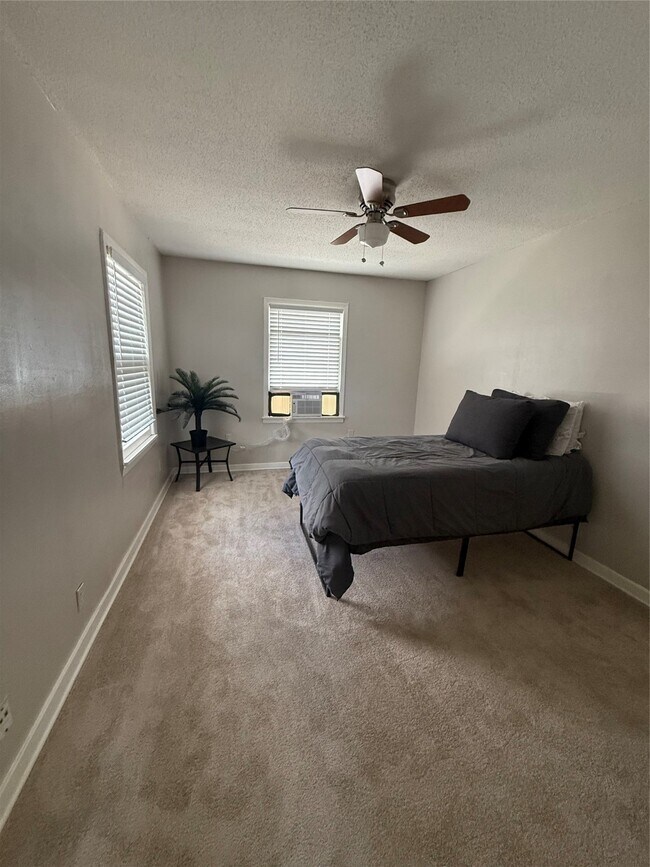 Photo - 2917 Ashley St