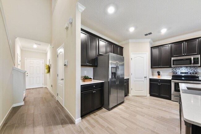 Photo - Wonderful Redhawk Village Townhome For Rent