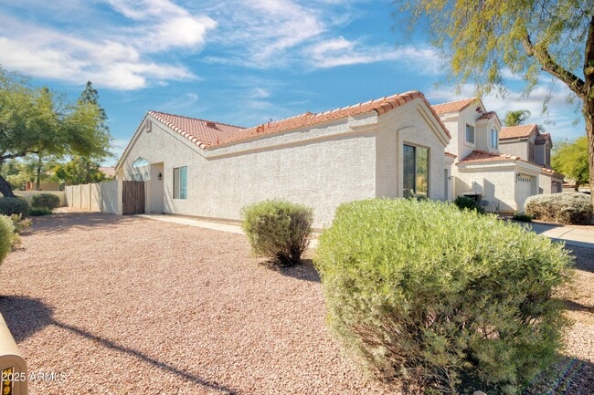 Photo - 250 W Juniper Ave