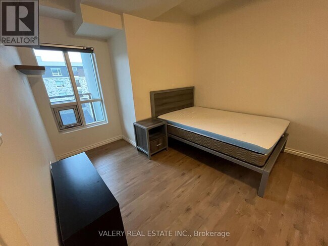 Photo - 275 Larch St Unit A508