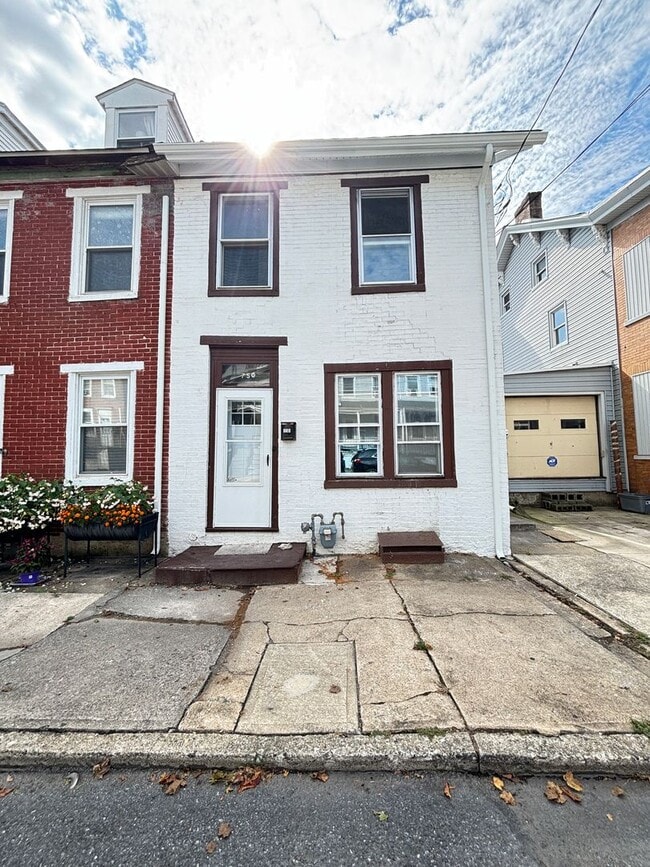 Photo - 2 BR Home Available in Catasauqua, PA