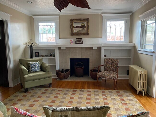 Living Room with Built in Book Shelves - 2924 Espy Ave Unit 2926