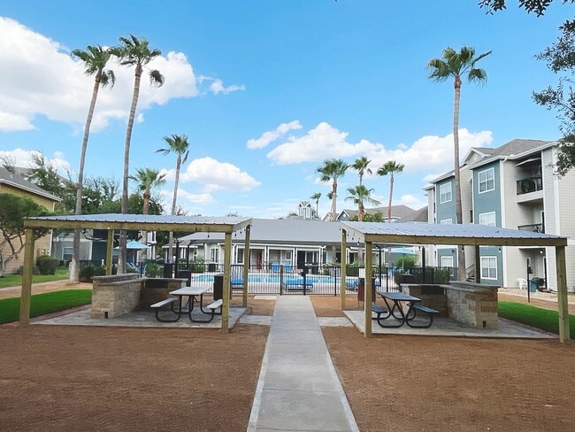 Outdoor Kitchen