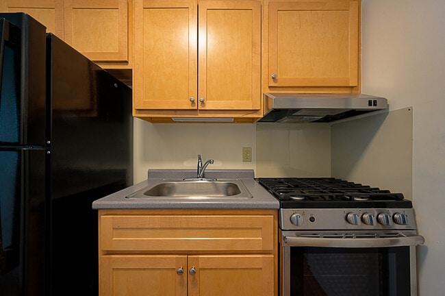 Photo - Arborview Tower (62+ Senior Living)