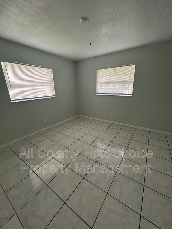 Photo - 3621 35th St N
