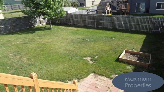 Photo - SPACIOUS FOUR BEDROOM HOUSE, WITH LOTS OF AMENITITES AND A GREAT LOCATION!!! Unit 5513 W Oakcrest Drive