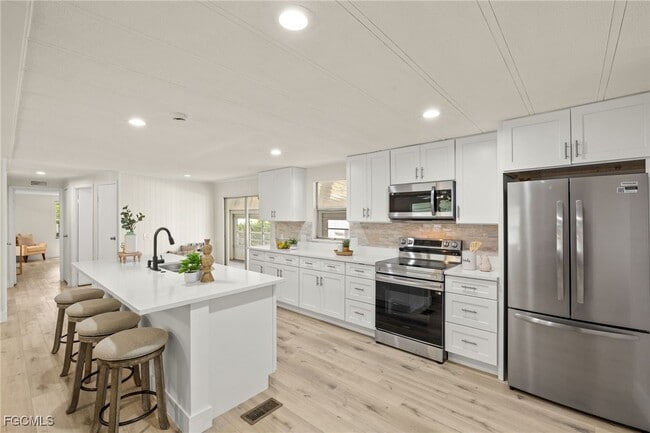 Photo - 865 Cape Haze Ln