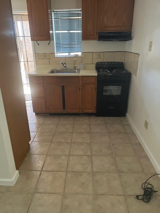 Photo - 580 N Palm Ave