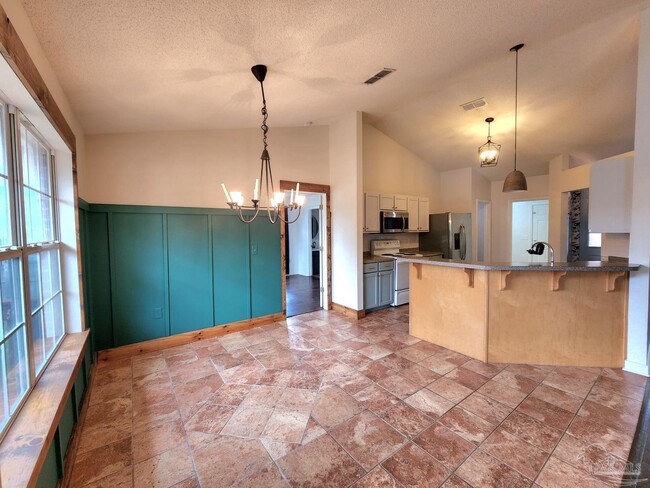 4772 La Casa Cir