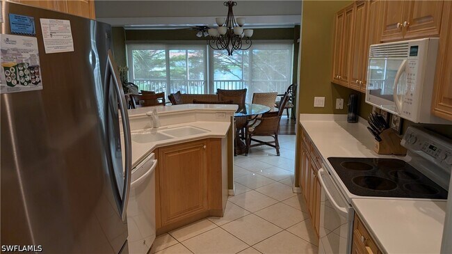 Photo - 5660 Northboro Dr Unit 202