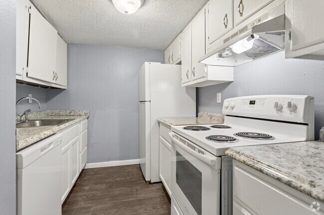 1BR, 1BA - 750SF - Kitchen