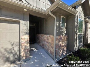 Photo - 7915 Needle Crk