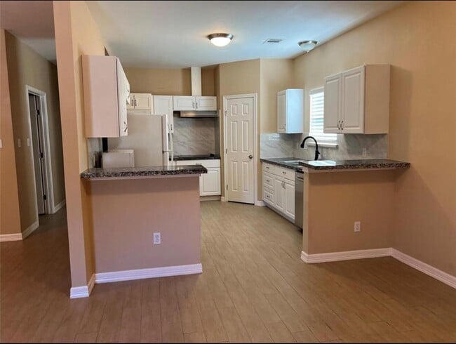 Photo - 4733 16th St