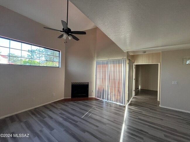 Building Photo - 4285 N River Grove Cir Rental