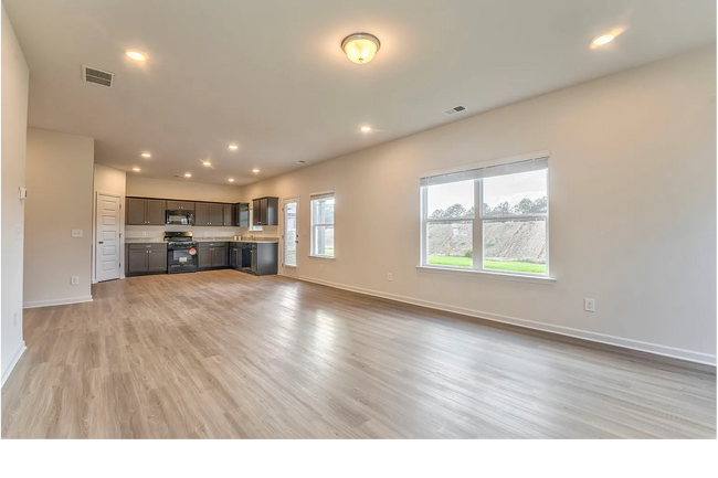 Photo - 59 Bennett Wy