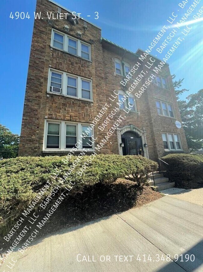 Building Photo - 4904 W Vliet St Unit 3