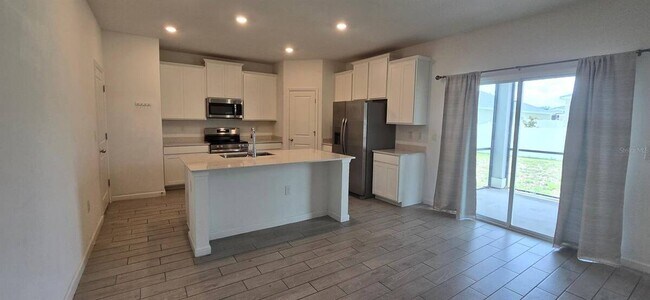 Photo - 3980 NE 34th Ave