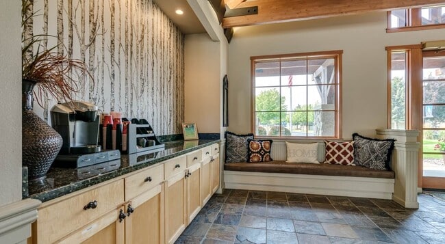 Photo - Rockwood Lodge