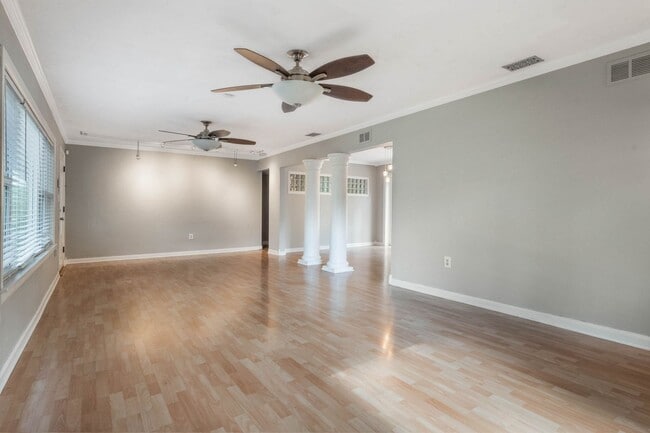 Photo - Updated 2/2/1 with huge yard next in the Delaney Park/Lake Weldona