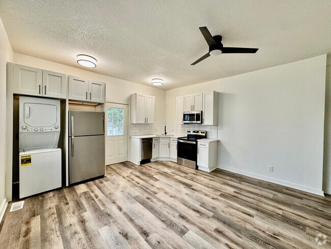Building Photo - 401 E Scott Ave Unit 401-2 Rental