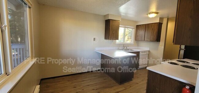 Photo - 5801 13th Ave SE Unidad D