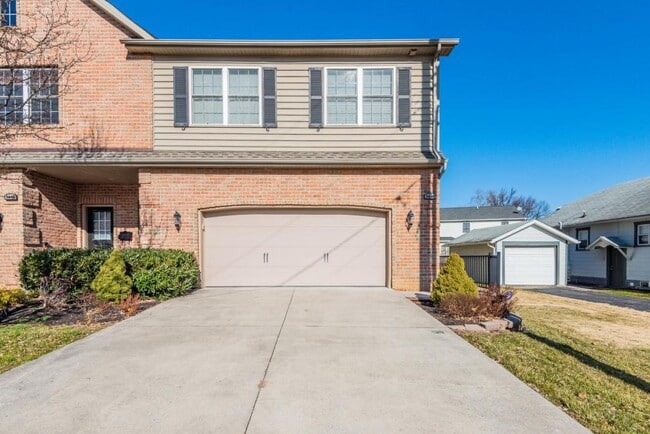 Photo - 3440 Green St