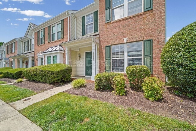 Building Photo - 12439 Blossoming Ct