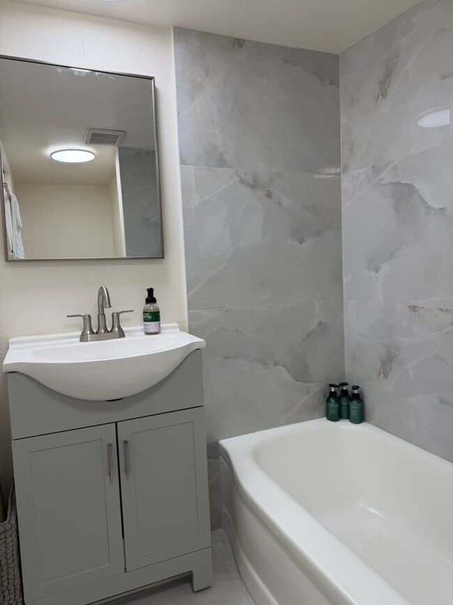 506 Studio Unit