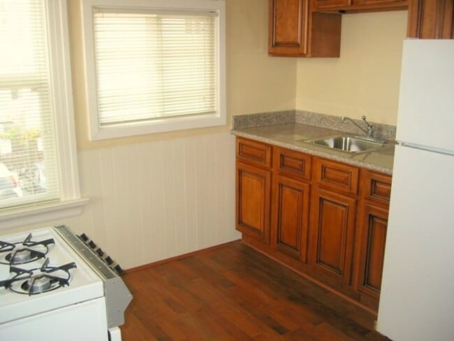 -Great Downtown Berkeley Location near BAR... - -Great Downtown Berkeley Location near BAR... Apartamento Unidad 03
