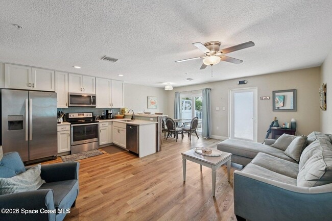 157 N Orlando Ave