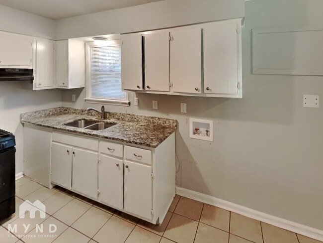 Photo - 2535 Eastbrook Dr